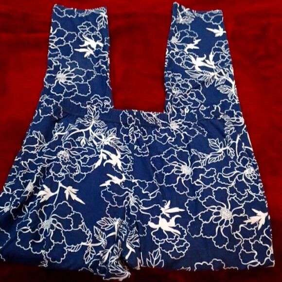 Pants - Blue/White Flowered leggings